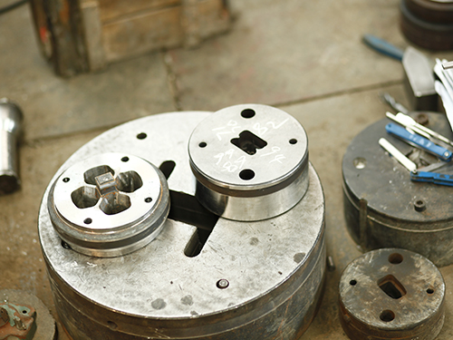 diemaking shop